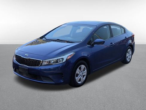 Used 2018 Kia Forte LX image 1
