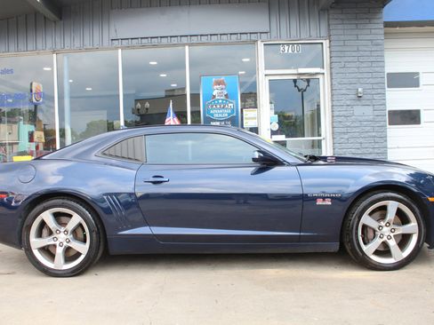 Used 2012 Chevrolet Camaro SS w/ RS Package image 2