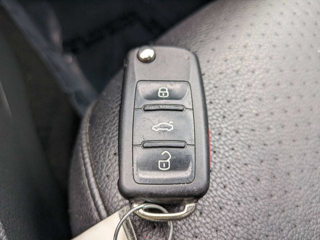 Used 2017 Volkswagen Jetta SE FWD image 30