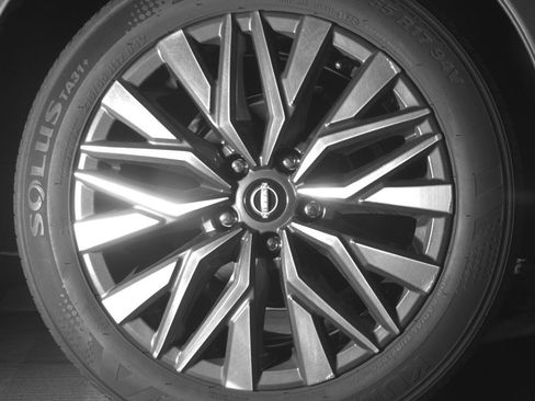 Used 2025 Nissan Altima 2.5 SV image 15