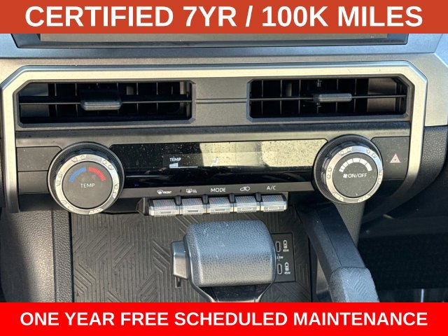 Used 2025 Toyota 4Runner SR5 AWD/4WD image 21