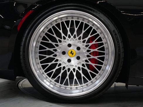 Used 2017 Ferrari GTC4Lusso image 49