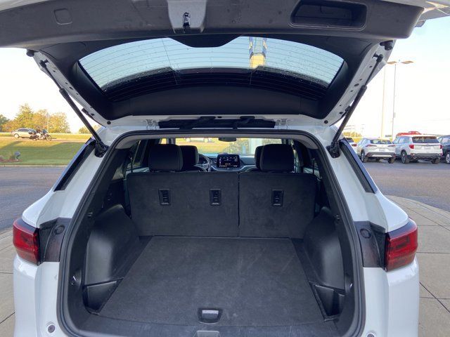 Used 2025 Chevrolet Blazer LT FWD image 21