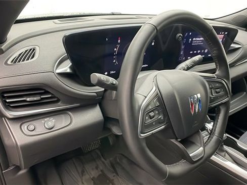 Certified 2024 Buick Envista Preferred w/ Convenience I Package image 11