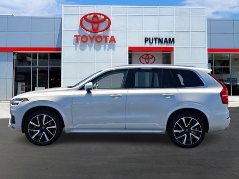 Used 2020 Volvo XC90 T6 Momentum AWD/4WD image 7