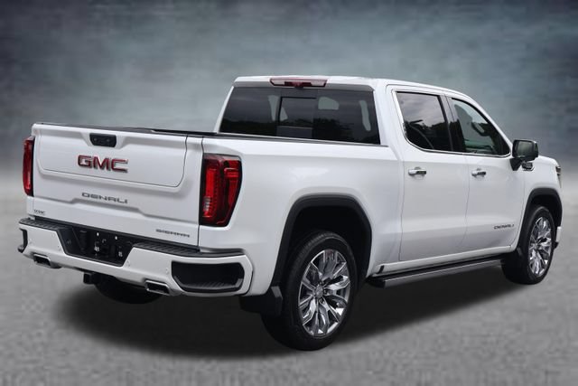 Used 2023 GMC Sierra 1500 Denali w/ Denali Reserve Package AWD/4WD image 3