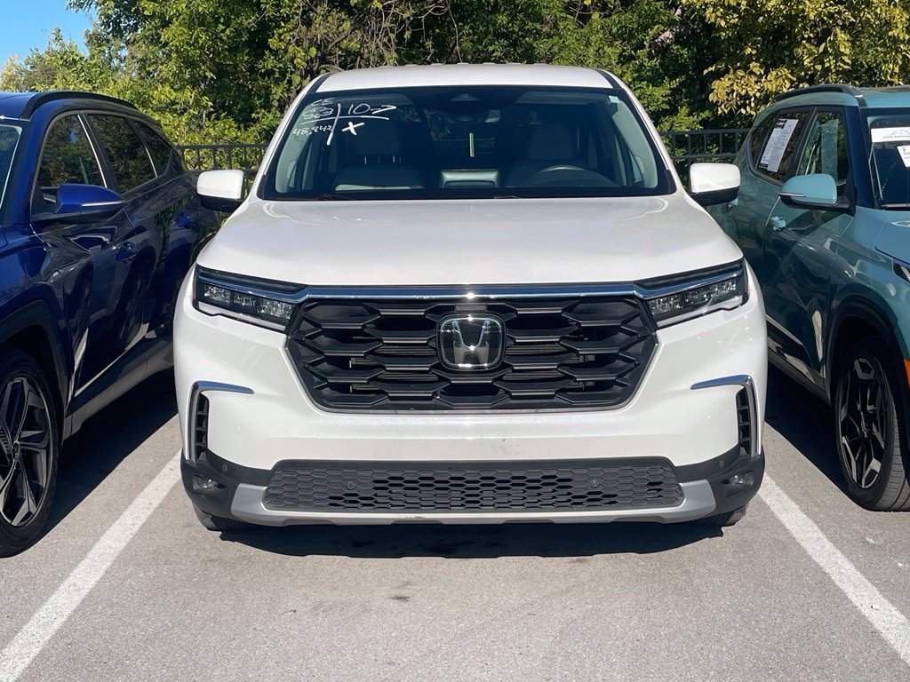 Used 2024 Honda Pilot EX-L image 2