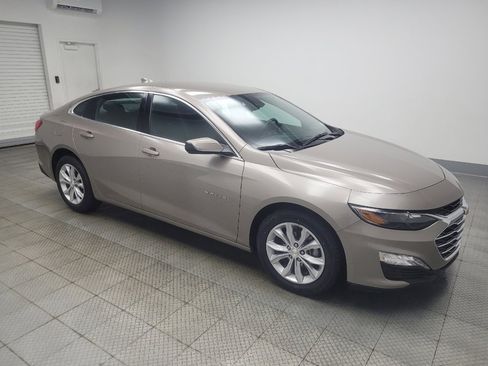 Used 2025 Chevrolet Malibu LT FWD image 11