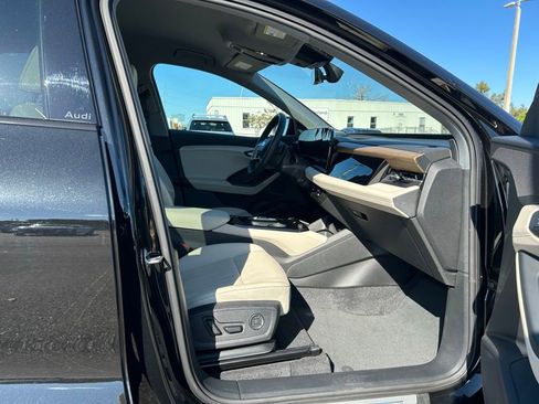 Used 2025 Audi Q6 e-tron Premium w/ Convenience Package RWD image 45