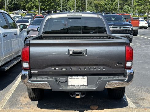 Used 2023 Toyota Tacoma SR5 RWD image 6