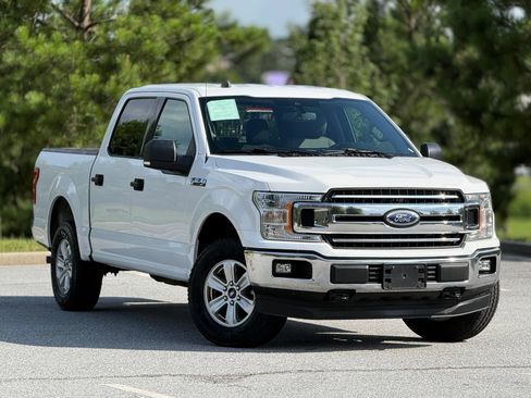 Used 2019 Ford F150 XLT w/ Equipment Group 301A Mid AWD/4WD image 13