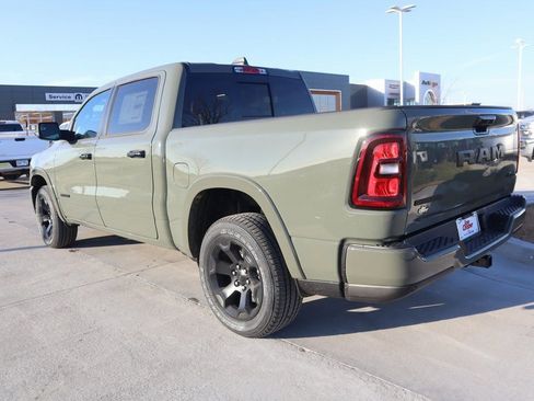 New 2026 RAM 1500 4x4 Crew Cab image 23