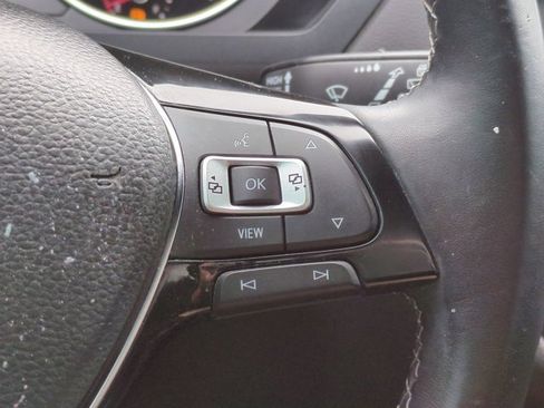 Used 2021 Volkswagen Tiguan SE R-Line image 26