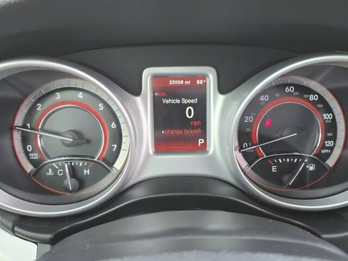 Used 2020 Dodge Journey SE w/ Blacktop Package image 10