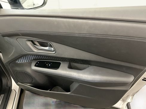 Used 2024 Nissan Ariya ENGAGE image 33