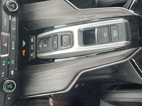 Used 2018 Honda Clarity Plug-In Hybrid image 17