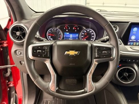 Used 2021 Chevrolet Blazer LT FWD image 16