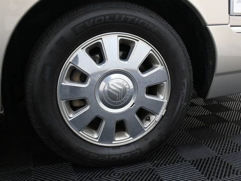 Used 2008 Mercury Grand Marquis LS image 32