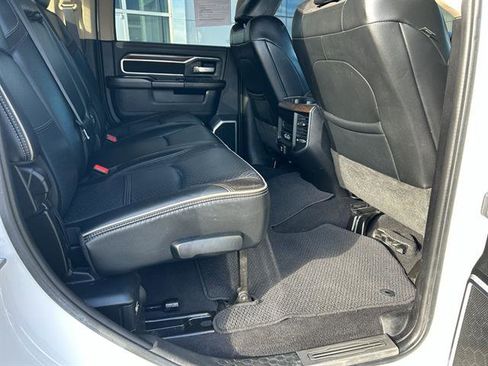 Used 2022 RAM 2500 Laramie w/ Safety Group B image 32