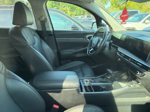 Used 2025 Kia Sorento X-Line EX AWD/4WD image 4