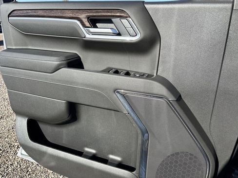 New 2026 GMC Sierra 1500 Elevation image 22