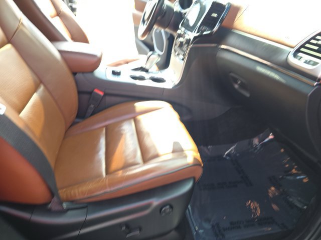 Used 2021 Jeep Grand Cherokee Summit w/ Platinum Series Group AWD/4WD image 40
