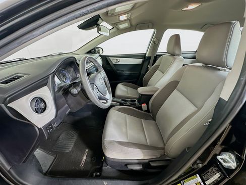 Used 2017 Toyota Corolla LE w/ Carpet Mat Package (TMS) FWD image 13