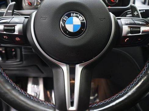 Used 2018 BMW X6 M w/ Executive Package image 19