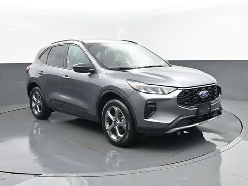 New 2025 Ford Escape ST-Line AWD/4WD image 3