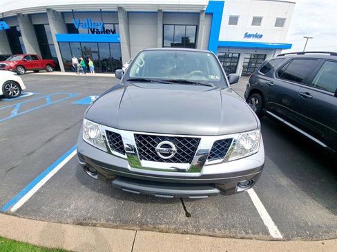 Used 2019 Nissan Frontier w/ Value Truck Package image 2