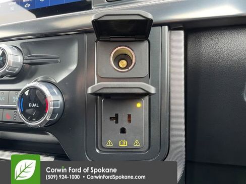 Used 2025 Ford F150 Platinum image 38