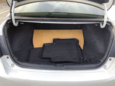 Used 2016 Honda Accord Sport image 10