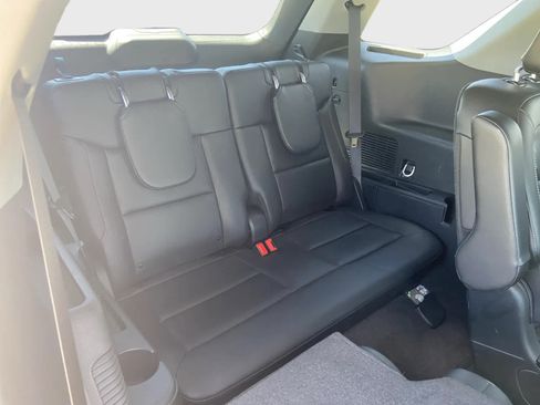 Used 2023 Ford Explorer XLT w/ Equipment Group 202A AWD/4WD image 14