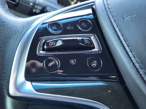 Used 2015 Cadillac Escalade ESV Platinum image 30