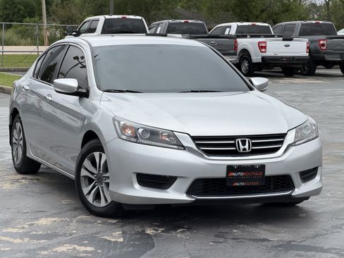 Used 2014 Honda Accord LX image 3