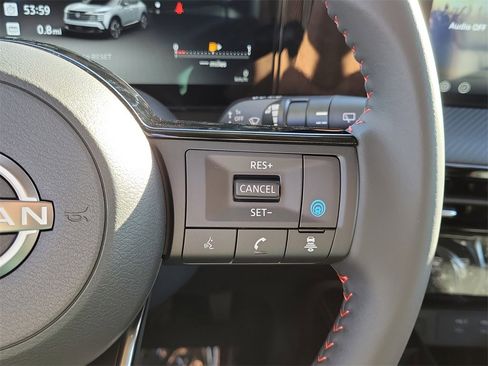 New 2026 Nissan Kicks SR image 7