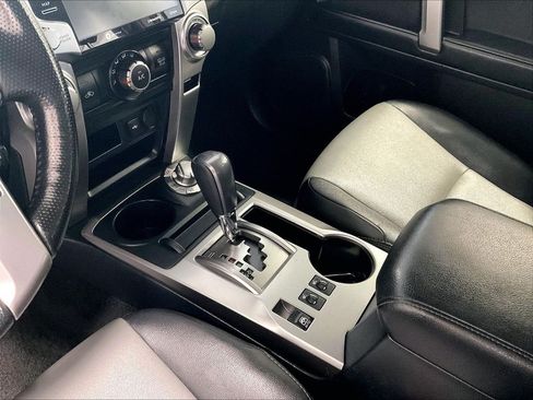 Certified 2023 Toyota 4Runner SR5 Premium AWD/4WD image 20