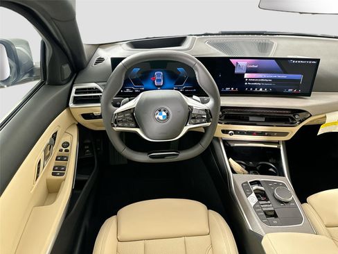 New 2026 BMW 330i xDrive Sedan w/ Premium Package AWD/4WD image 22