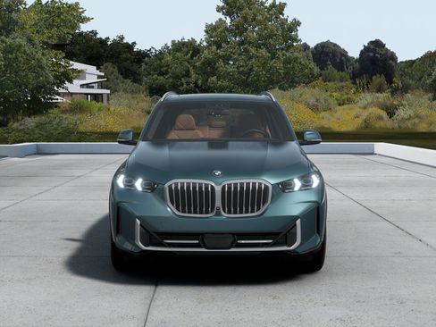 Used 2026 BMW X5 sDrive40i w/ Climate Comfort Package RWD image 3