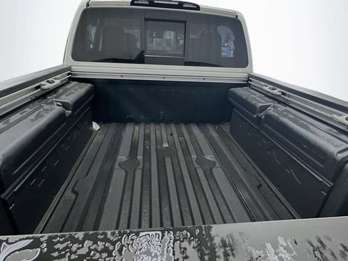 Used 2018 Nissan Titan Platinum Reserve AWD/4WD image 25