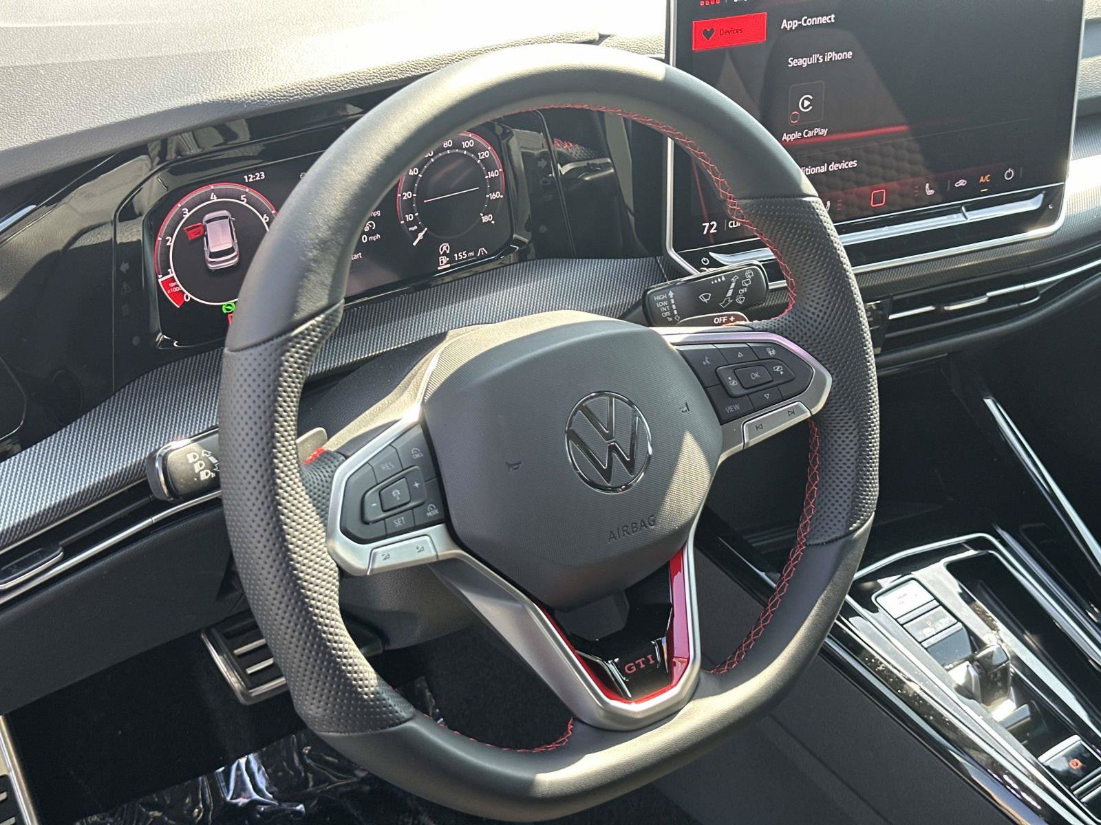 New 2026 Volkswagen GTI SE FWD image 7