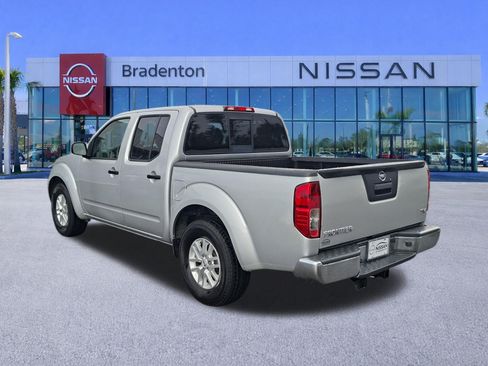 Used 2017 Nissan Frontier SV RWD image 7