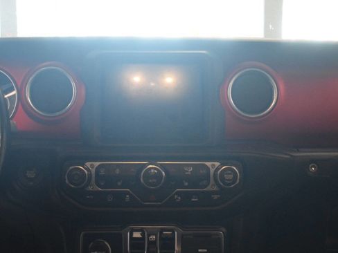 Used 2020 Jeep Gladiator Rubicon image 45