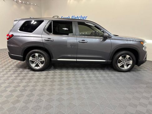 Certified 2025 Honda Pilot EX-L image 7