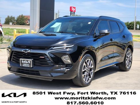 Used 2024 Chevrolet Blazer RS w/ Driver Confidence II Package FWD image 3
