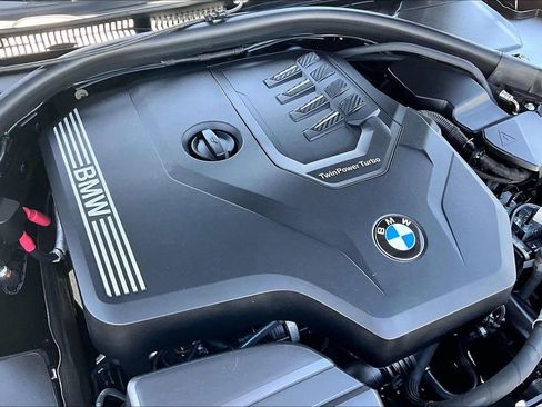Used 2022 BMW 330i Sedan w/ Premium Package 2 RWD image 29