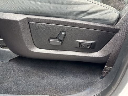 Used 2016 RAM 1500 Lone Star AWD/4WD image 18