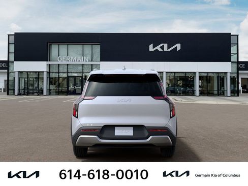 New 2026 Kia EV9 Wind AWD/4WD image 8