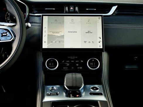 New 2026 Jaguar F-PACE R-Dynamic S image 31