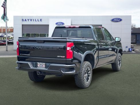 Used 2024 Chevrolet Silverado 1500 ZR2 AWD/4WD image 5